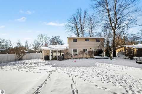 Tiny photo for 1333 Bennett Street, Mt Pleasant, MI 48858 (MLS # 1941892)