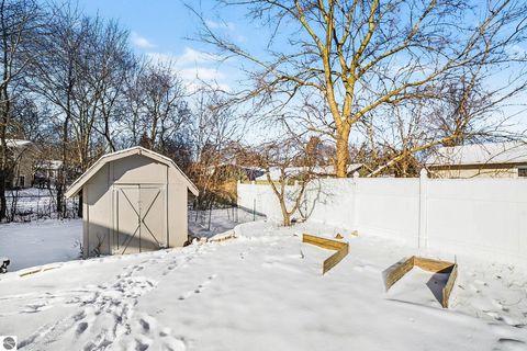 Tiny photo for 1333 Bennett Street, Mt Pleasant, MI 48858 (MLS # 1941892)