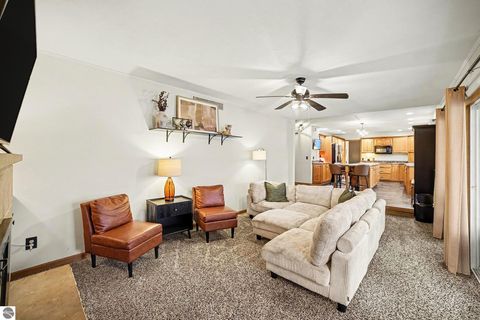 Tiny photo for 1333 Bennett Street, Mt Pleasant, MI 48858 (MLS # 1941892)