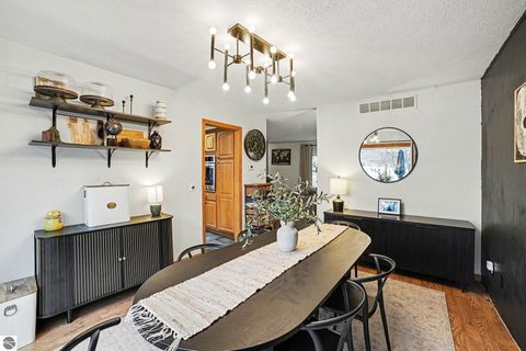 Tiny photo for 1333 Bennett Street, Mt Pleasant, MI 48858 (MLS # 1941892)