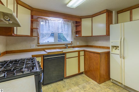 Tiny photo for 8370 N Lumberjack Road, Riverdale, MI 48877 (MLS # 1949982)
