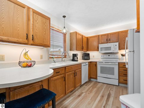 Tiny photo for 1049 Hemingway Lane, Traverse City, MI 49686 (MLS # 1942180)