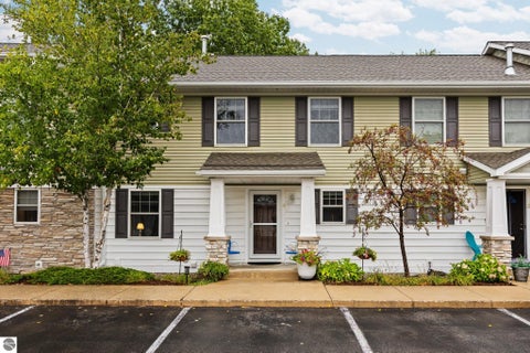 Photo of 1511 Kent Street #4, Traverse City, MI 49633 (MLS # 1950649)