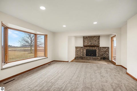 Tiny photo for 6386 E Washington, Ithaca, MI 48847 (MLS # 1941547)