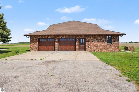 Tiny photo for 6386 E Washington, Ithaca, MI 48847 (MLS # 1941547)