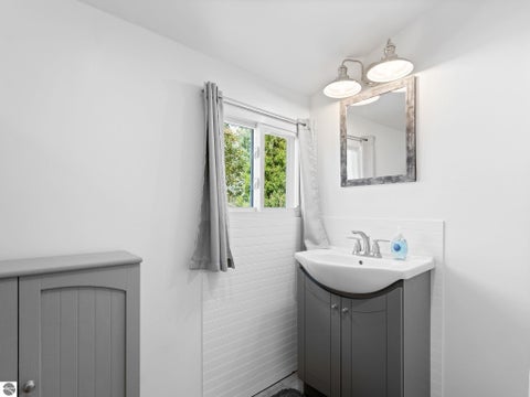 Tiny photo for 717 E Garfield Street, Cadillac, MI 49601 (MLS # 1948752)