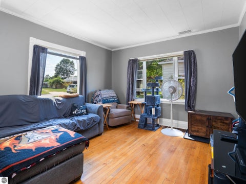 Tiny photo for 717 E Garfield Street, Cadillac, MI 49601 (MLS # 1948752)