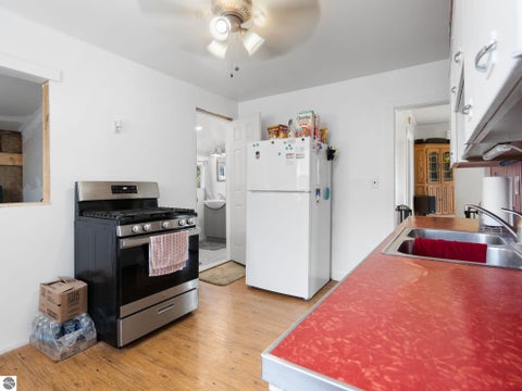 Tiny photo for 717 E Garfield Street, Cadillac, MI 49601 (MLS # 1948752)