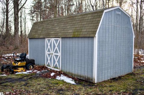 Tiny photo for 9440 E Broomfield Road, Mt Pleasant, MI 48858 (MLS # 1942411)