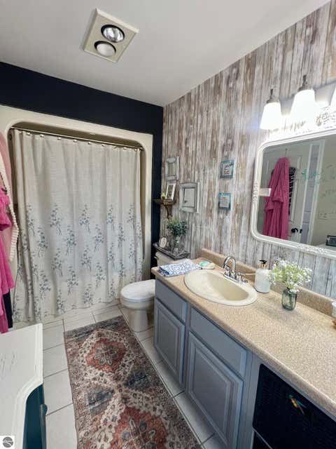 Tiny photo for 200 W Franklin Street, East Tawas, MI 48730 (MLS # 1946214)