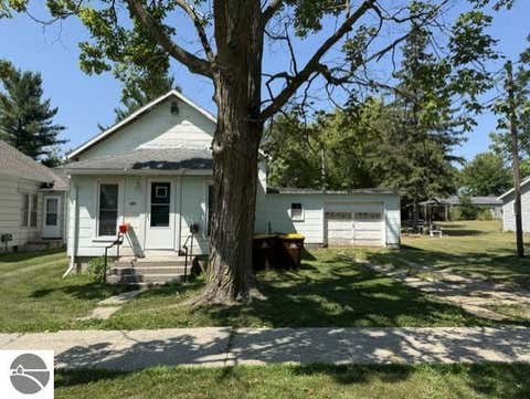 Photo of 618 Mechanic Street, Alma, MI 48801 (MLS # 1948028)