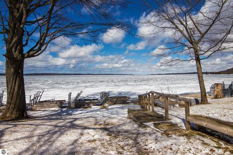 Tiny photo for 9566 Fowler Lane, Rapid City, MI 49676 (MLS # 1943012)