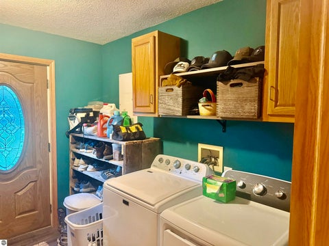 Tiny photo for 587 N Lewis RD, Shepherd, MI 48883 (MLS # 1950944)