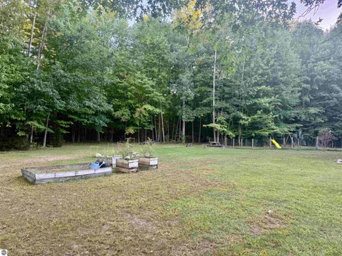 Tiny photo for 587 N Lewis RD, Shepherd, MI 48883 (MLS # 1950944)