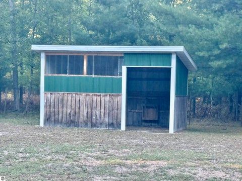 Tiny photo for 587 N Lewis RD, Shepherd, MI 48883 (MLS # 1950944)
