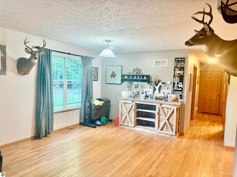 Tiny photo for 587 N Lewis RD, Shepherd, MI 48883 (MLS # 1950944)