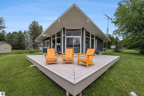 Tiny photo for 16864 Northwood Highway, Arcadia, MI 49613 (MLS # 1942881)