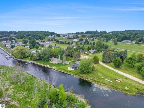 Tiny photo for 16864 Northwood Highway, Arcadia, MI 49613 (MLS # 1942881)