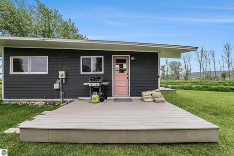 Tiny photo for 16864 Northwood Highway, Arcadia, MI 49613 (MLS # 1942881)