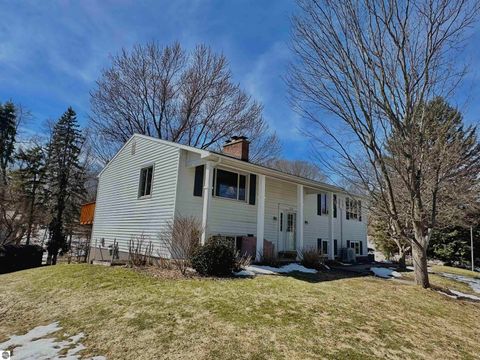 Tiny photo for 4210 Bay View Pt, Traverse City, MI 49684 (MLS # 1943586)
