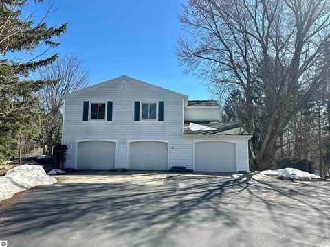 Tiny photo for 4210 Bay View Pt, Traverse City, MI 49684 (MLS # 1943586)