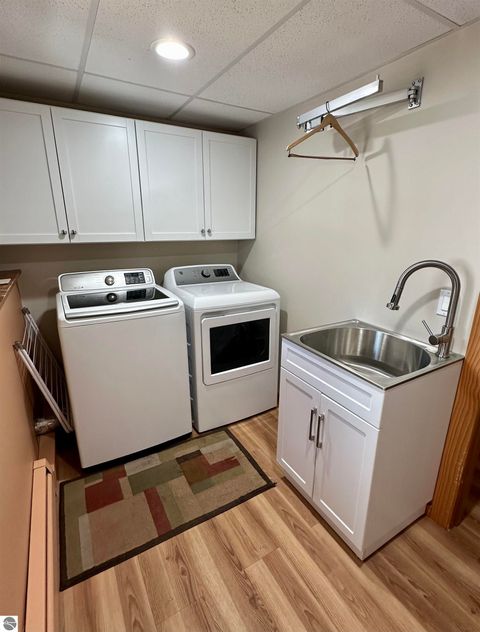 Tiny photo for 4210 Bay View Pt, Traverse City, MI 49684 (MLS # 1943586)