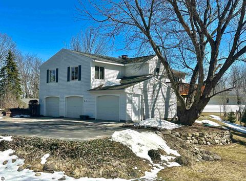 Tiny photo for 4210 Bay View Pt, Traverse City, MI 49684 (MLS # 1943586)