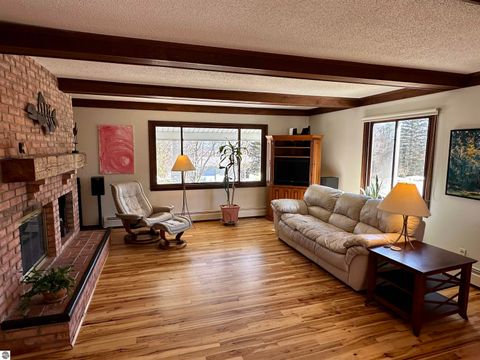 Tiny photo for 4210 Bay View Pt, Traverse City, MI 49684 (MLS # 1943586)