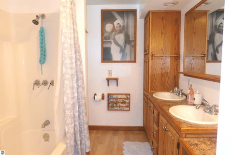 Tiny photo for 10951 E Remick Road, St Louis, MI 48880 (MLS # 1950071)