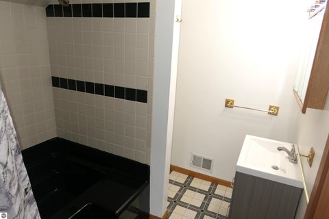 Tiny photo for 10951 E Remick Road, St Louis, MI 48880 (MLS # 1950071)