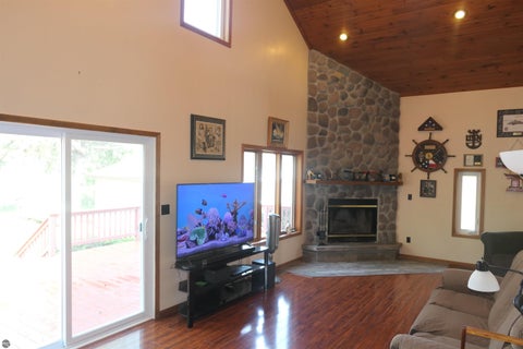 Tiny photo for 10951 E Remick Road, St Louis, MI 48880 (MLS # 1950071)