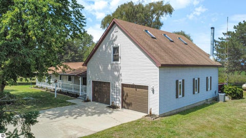 Tiny photo for 10951 E Remick Road, St Louis, MI 48880 (MLS # 1950071)