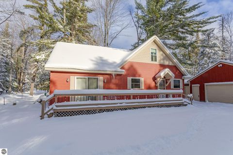 Tiny photo for 103 Red Bird Legion Drive, Roscommon, MI 48653 (MLS # 1942319)