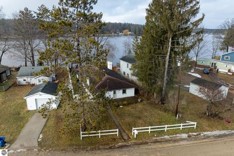 Tiny photo for 11103 Birch Park Drive, Stanwood, MI 49346 (MLS # 1941583)