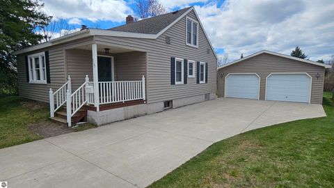 Photo of 315 W Mill ST, Oscoda, MI 48750 (MLS # 1944923)
