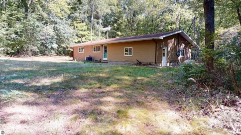Tiny photo for 3175 S Tower Hill Road, Houghton Lake, MI 48629 (MLS # 1949922)
