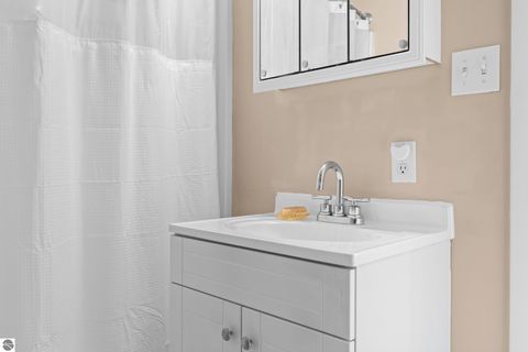 Tiny photo for 4556 N Manor Wood Drive, Traverse City, MI 49685 (MLS # 1941635)