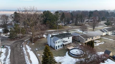 Tiny photo for 2332 O'Connor Drive, Mt Pleasant, MI 48858 (MLS # 1942393)