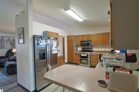 Tiny photo for 2332 O'Connor Drive, Mt Pleasant, MI 48858 (MLS # 1942393)