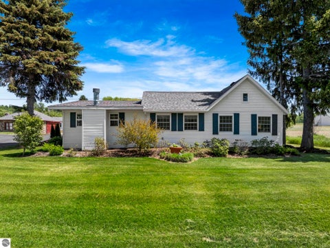 Tiny photo for 14792 Peninsula Drive, Traverse City, MI 49686 (MLS # 1946289)