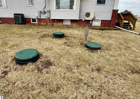 Tiny photo for 4790 E Tyler Road, Breckenridge, MI 48615 (MLS # 1943147)