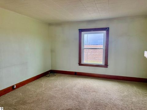 Tiny photo for 4790 E Tyler Road, Breckenridge, MI 48615 (MLS # 1943147)