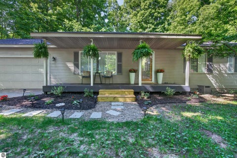 Tiny photo for 1970 Sparrow Drive, Traverse City, MI 49696 (MLS # 1948051)