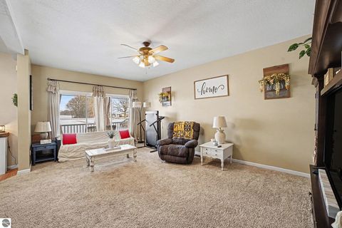 Tiny photo for 1466 E Pickard Road, Mt Pleasant, MI 48858 (MLS # 1941619)