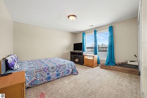 Tiny photo for 1466 E Pickard Road, Mt Pleasant, MI 48858 (MLS # 1941619)