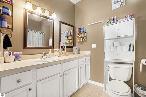 Tiny photo for 1466 E Pickard Road, Mt Pleasant, MI 48858 (MLS # 1941619)