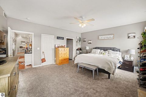 Tiny photo for 1466 E Pickard Road, Mt Pleasant, MI 48858 (MLS # 1941619)