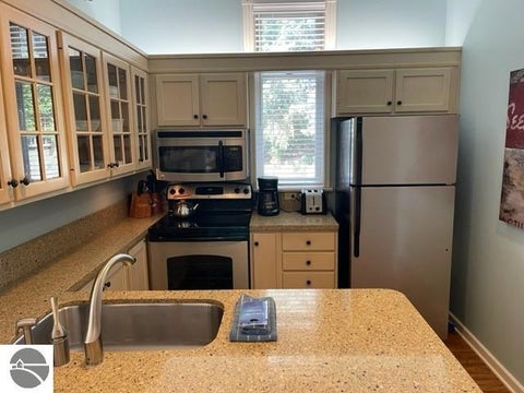 Tiny photo for 10 Pinnacle Place, Glen Arbor, MI 49636 (MLS # 1950000)