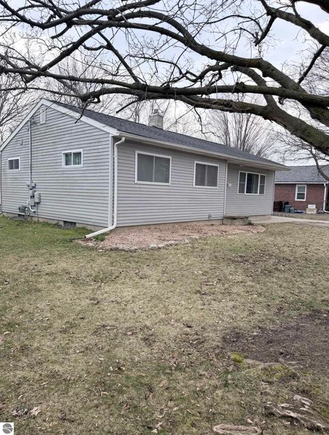 Tiny photo for 516 Yale Avenue, Alma, MI 48801 (MLS # 1943247)