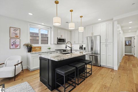 Photo of 113 Park Street #501, Traverse City, MI 49684 (MLS # 1942827)